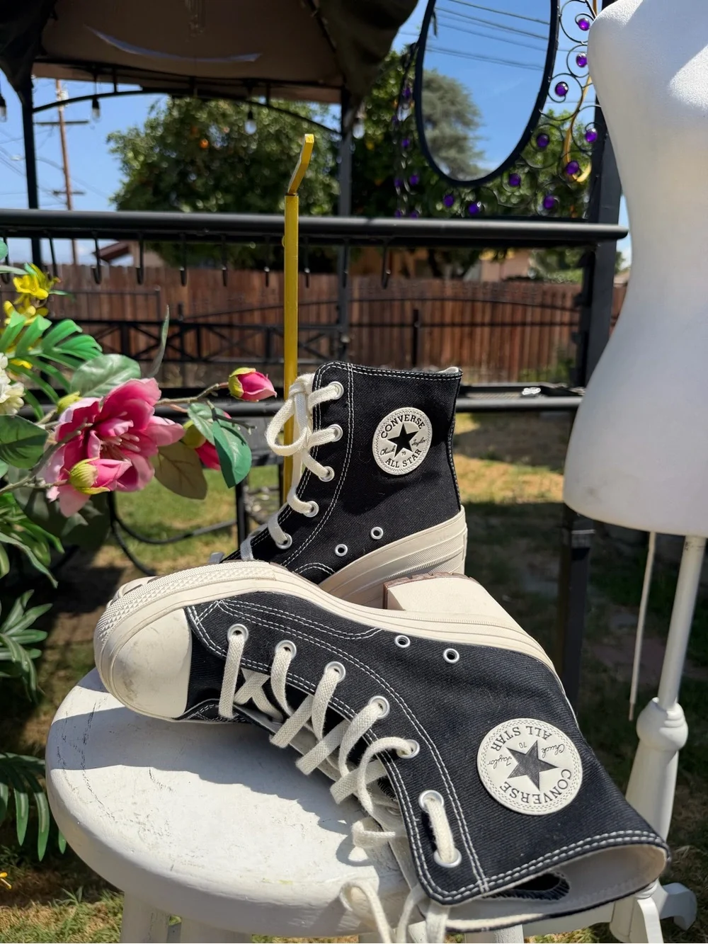 Converse bold high